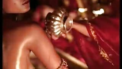 அவருக்கு ஒரு அற்புதமான காதலி இருக்கிறார்