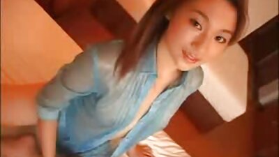 ஹோட்டலில் உள்ள பெரிய ஜன்னலில் பொது உடலுறவு